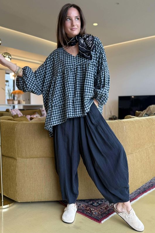 Nonni Gingham Artist Smock Black